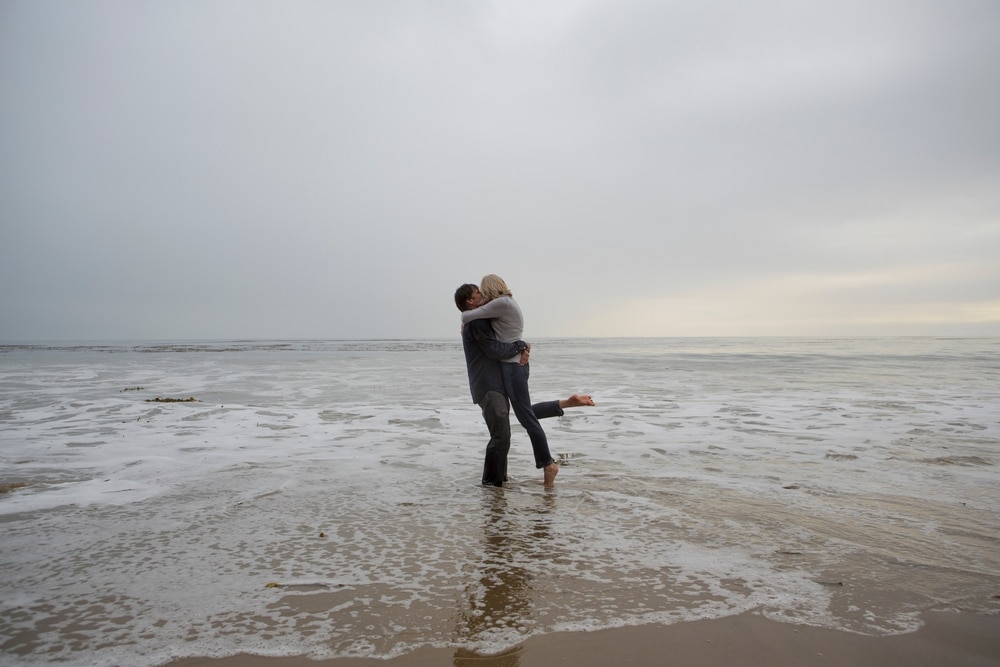 The most romantic Oregon Coast Bed and Breakfast for storm watching this fall and winter near Cannon Beach