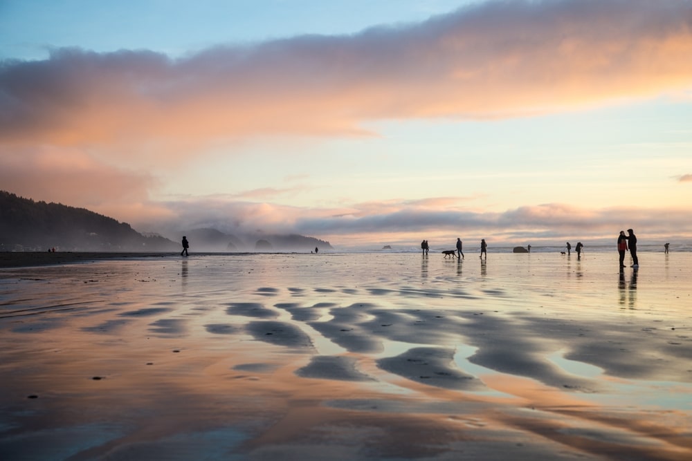 Restaurants in Cannon Beach, photo of the beach