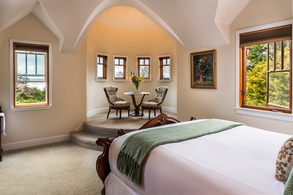 Your Valentine's Day Getaway on the Oregon coast will be romantic at our bed and breakfast, one of our favorite spacious suites pictured here